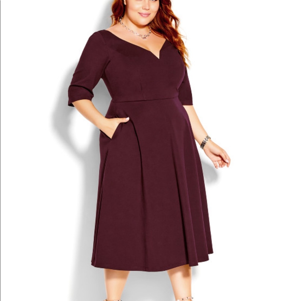 City Chic Cute Girl Elbow Sleeve Dress - Never Worn! Size 14